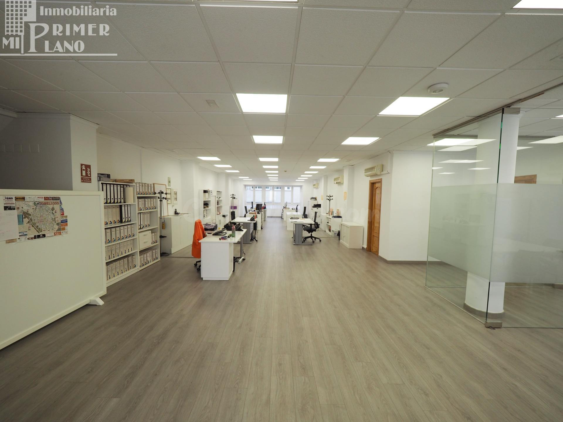 Moderna Oficina en Alquiler en Tomelloso - Ideal para tu Negocio 1ª PLANTA SIN ASCENSOR