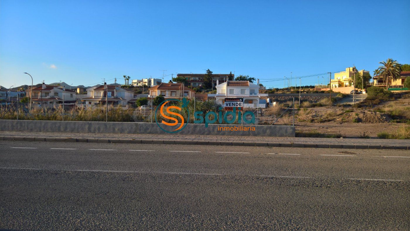 VENTA DE SOLAR URBANO EN CALABARDINA (ÁGUILAS)
