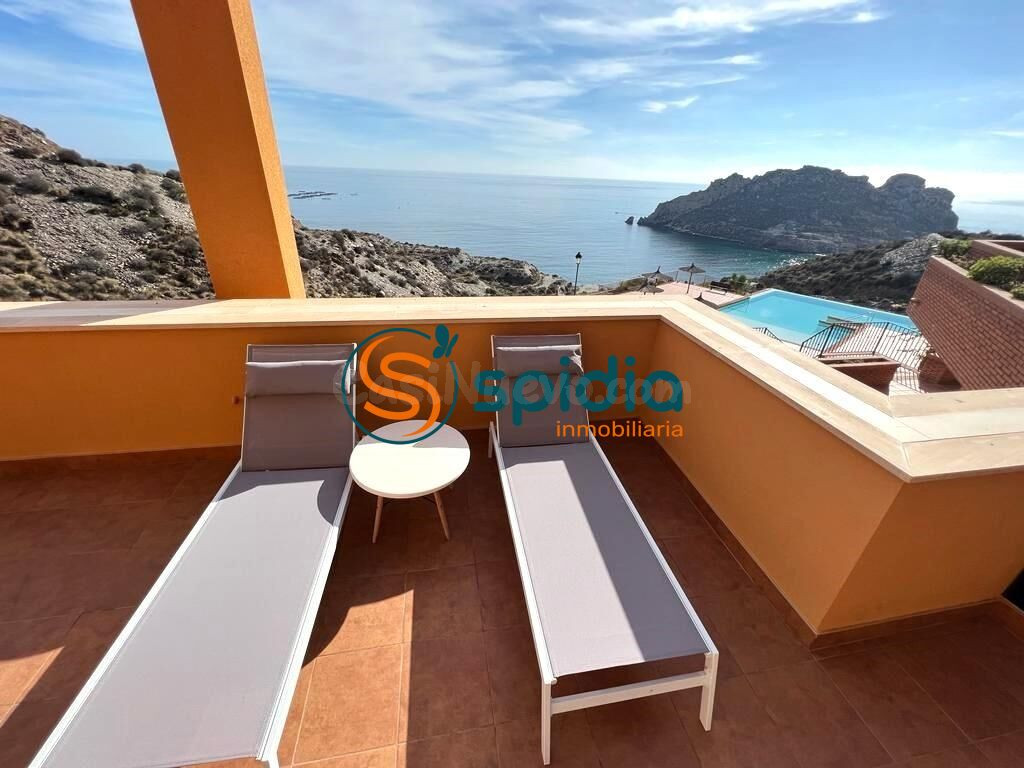 Acogedor apartamento para alquiler por temporadas con impresionantes vistas a la Isla del Fraile