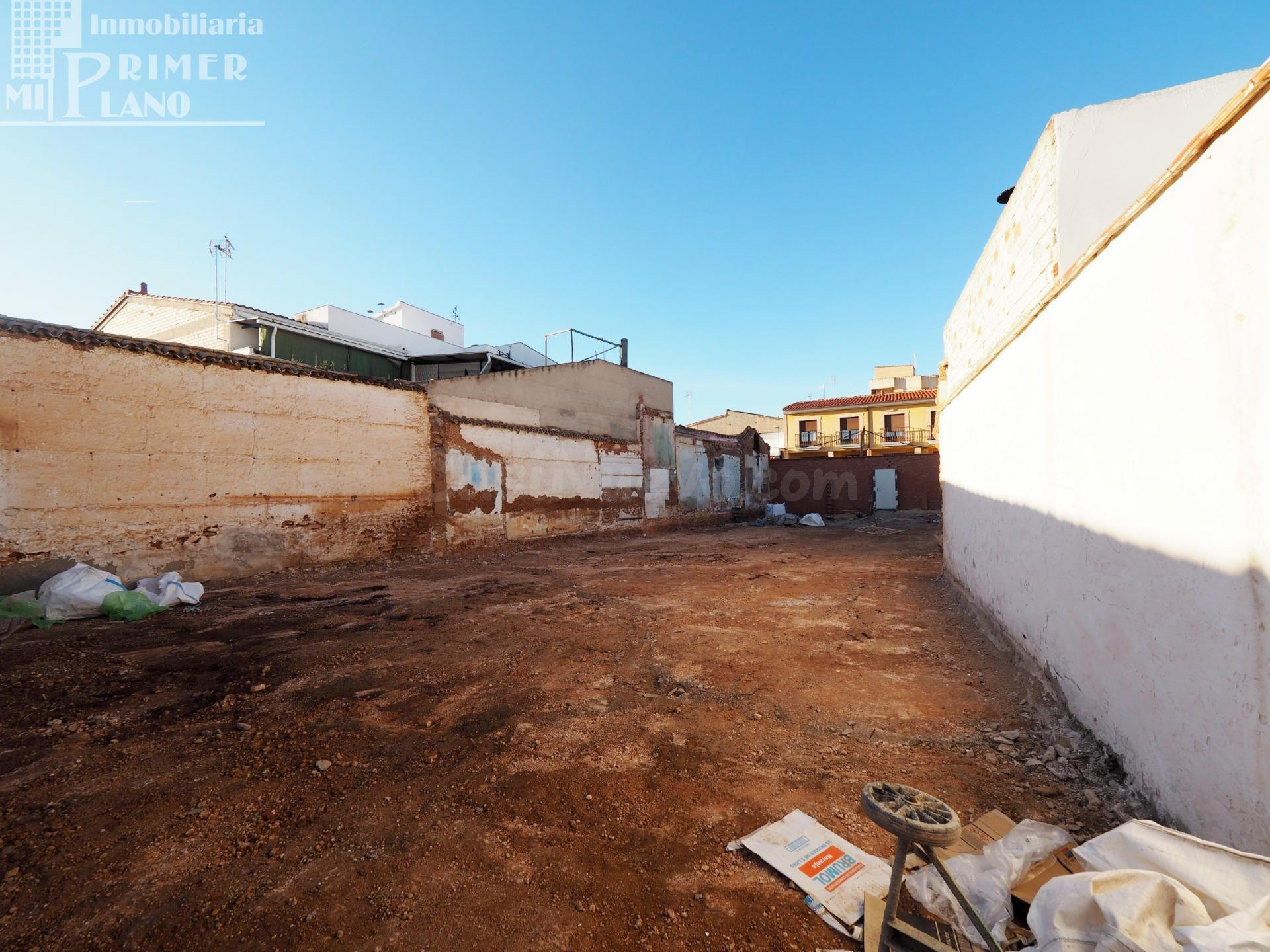 Oportunidad de Inversión en Terreno Urbano en Tomelloso