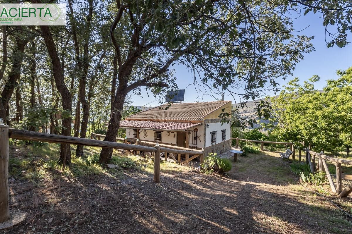 Encantadora finca rústica en Loma Papeles en Güejar Sierra