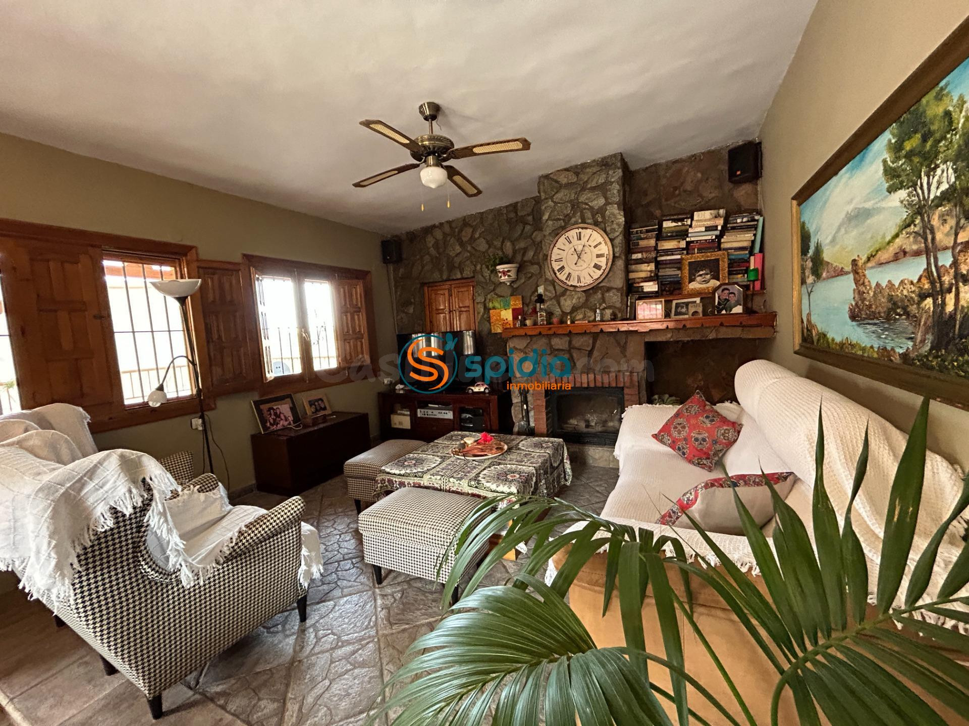VENTA DE CHALET INDEPENDIENTE EN TODOSOL (ÁGUILAS)