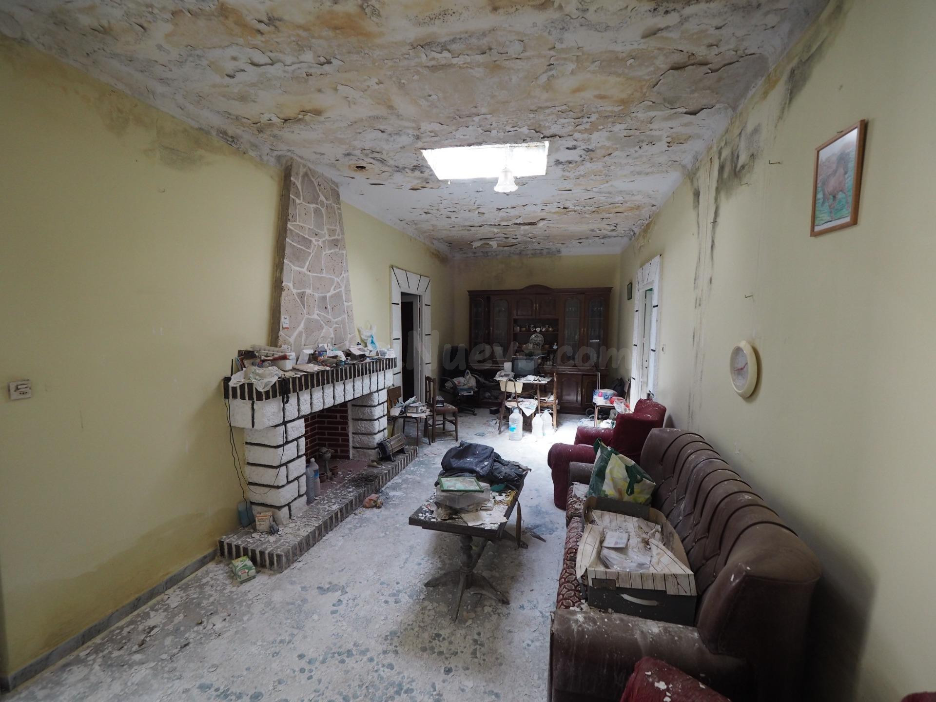 Oportunidad de Inversión en Argamasilla de Alba: Casa para Derribar por €38,000