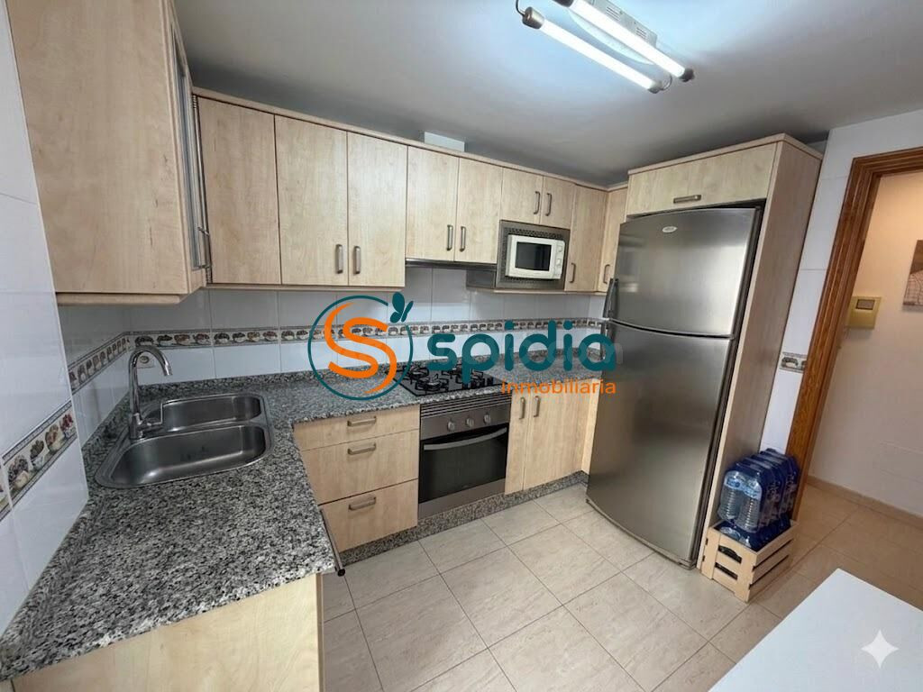 Encantador Piso en el Corazón de Águilas a Solo €170,000