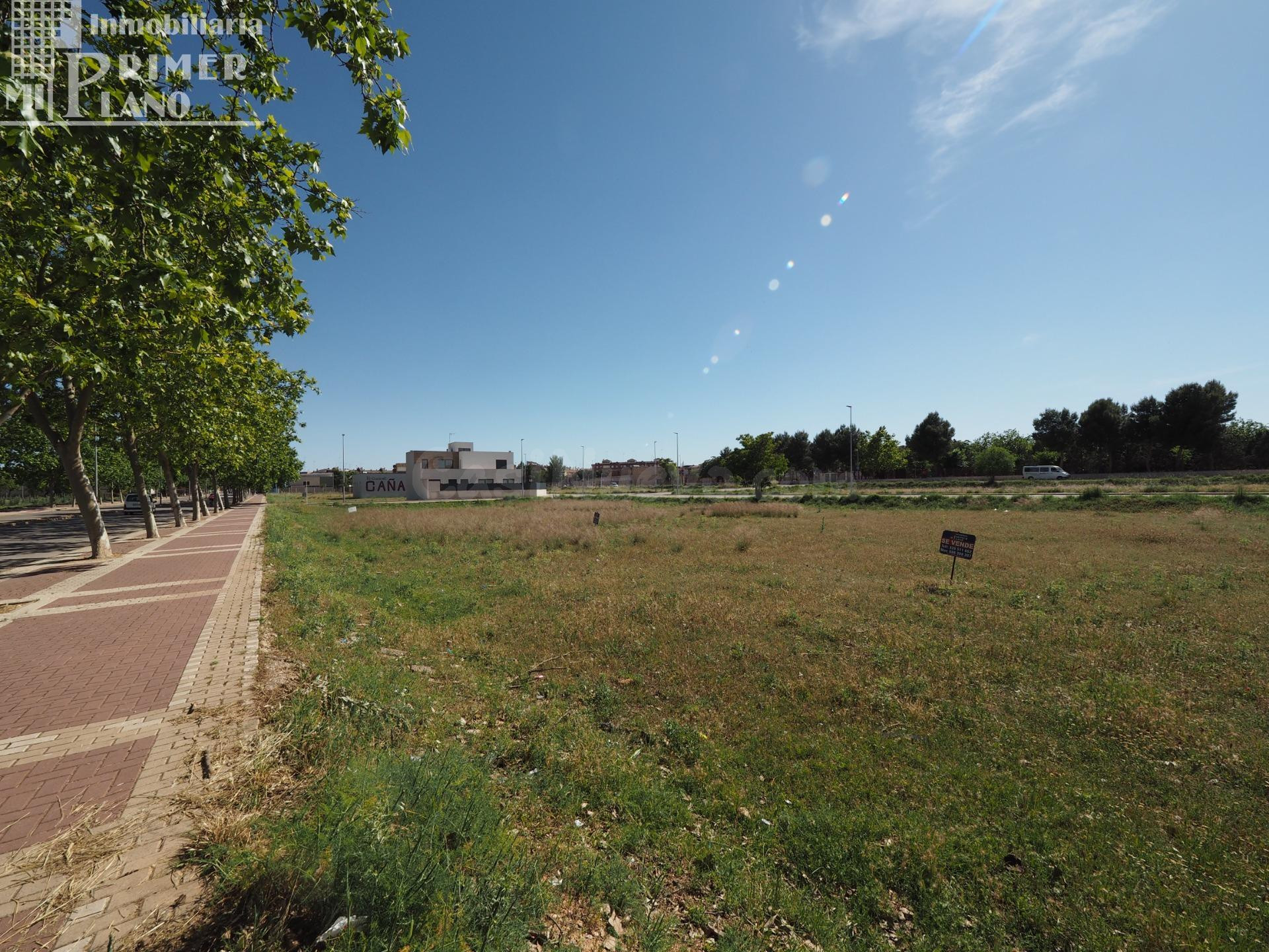 Solar en Venta en Villarrobledo - Oportunidad Única por 26.000 €