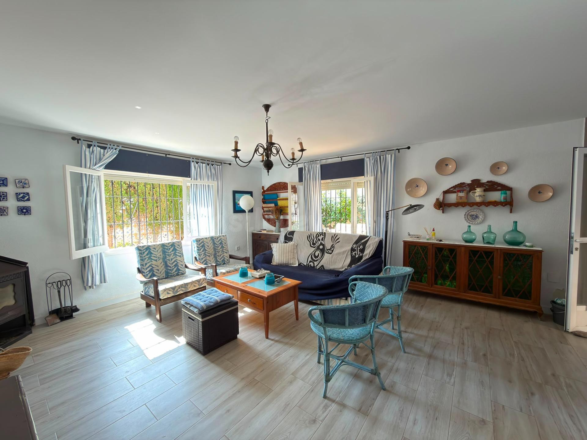 VENTA DE CHALET EN EL HORNILLO, ÁGUILAS