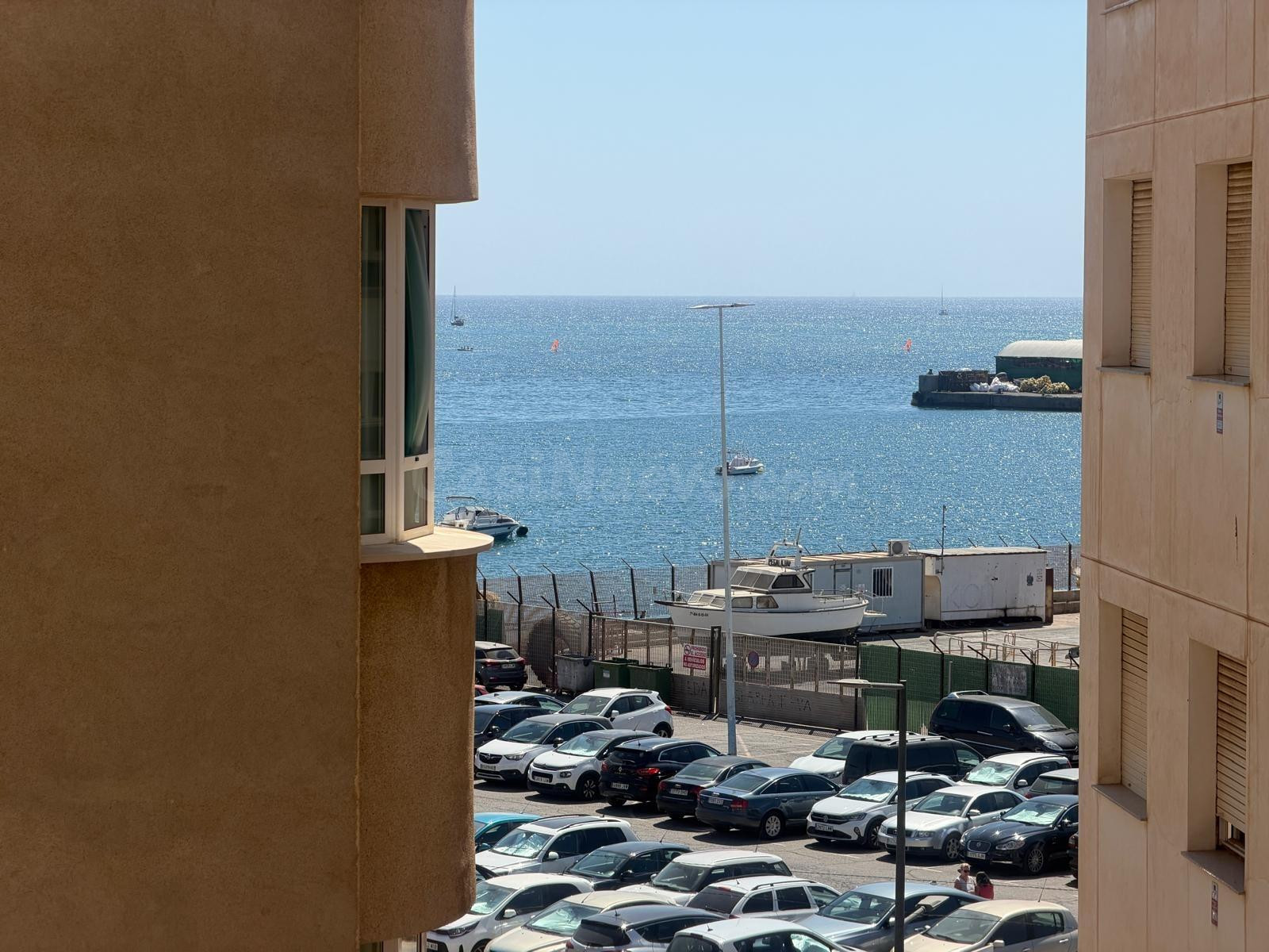 MÁGNIFICO PISO EN VENTA CON VISTAS AL MAR EN ÁGUILAS