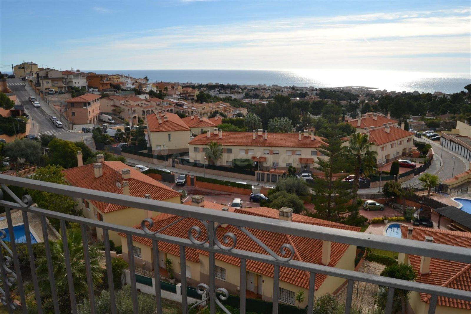 ADOSADO EN VENTA VISTAS AL MAR EN SEGUR DE CALAFELL !!!!!! - foto 2