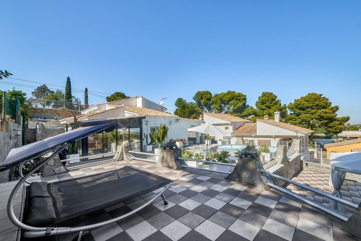 Chalet 3 habitaciones 334m² en venta - Tros alt