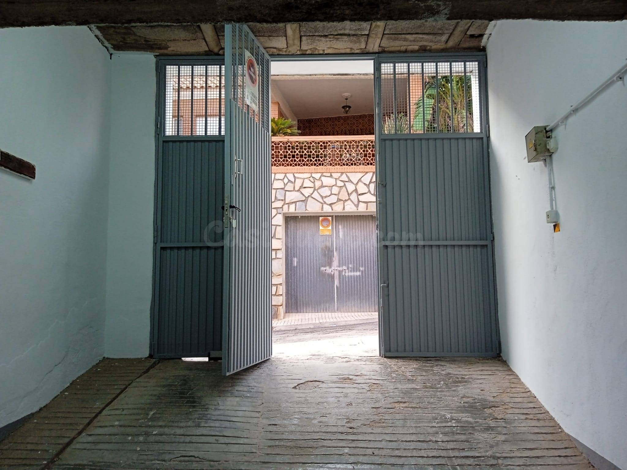 VENTA PARKING EN BARRIO SAN ANTON - foto 3