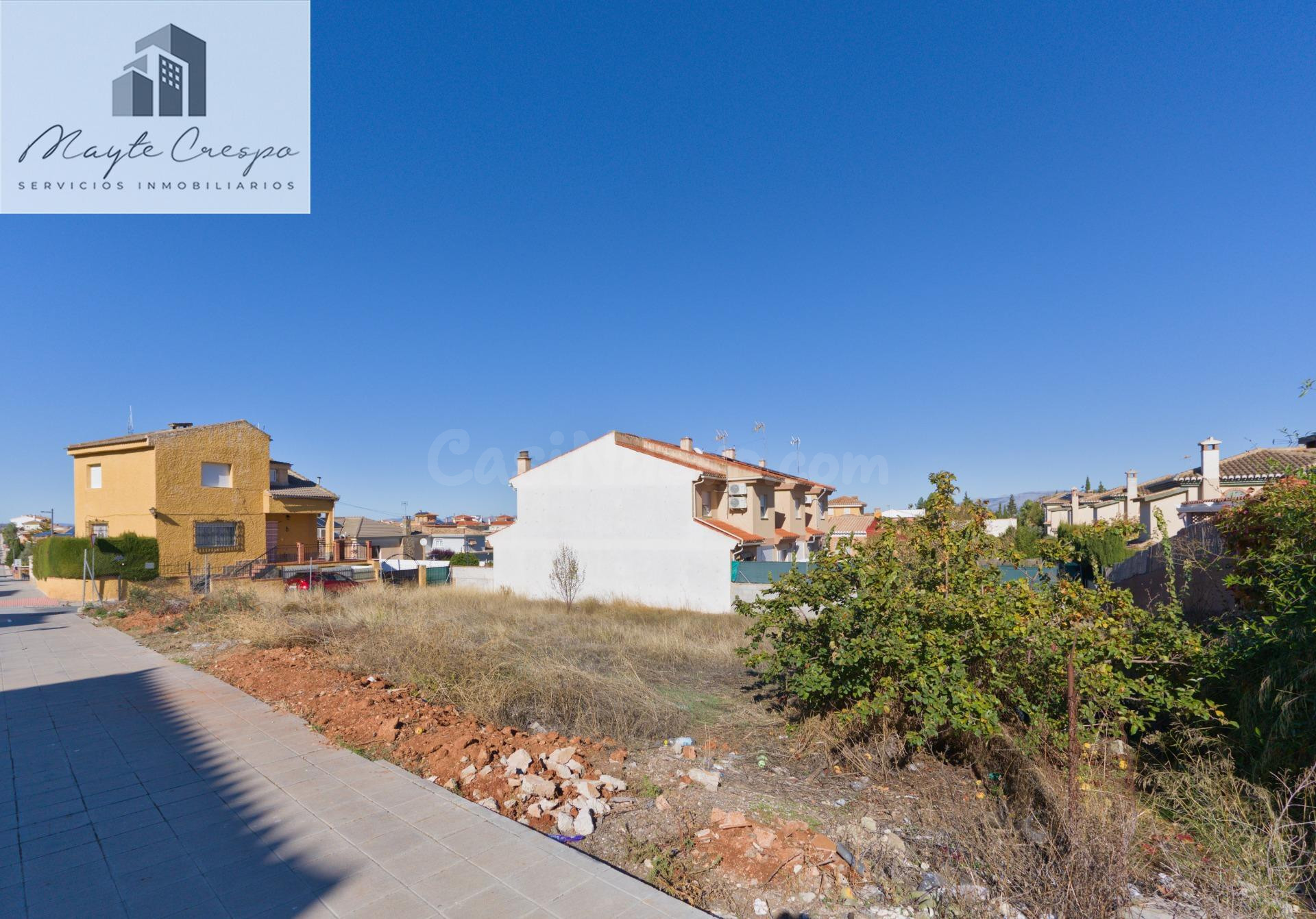 PARCELA URBANA DE 560m2 en calle KEOPS, OTURA.