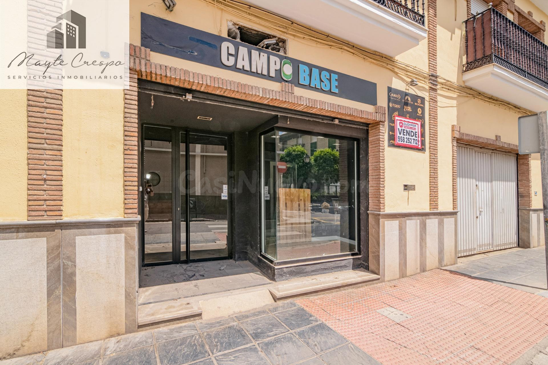 Amplio Local Comercial en Calle Calderón