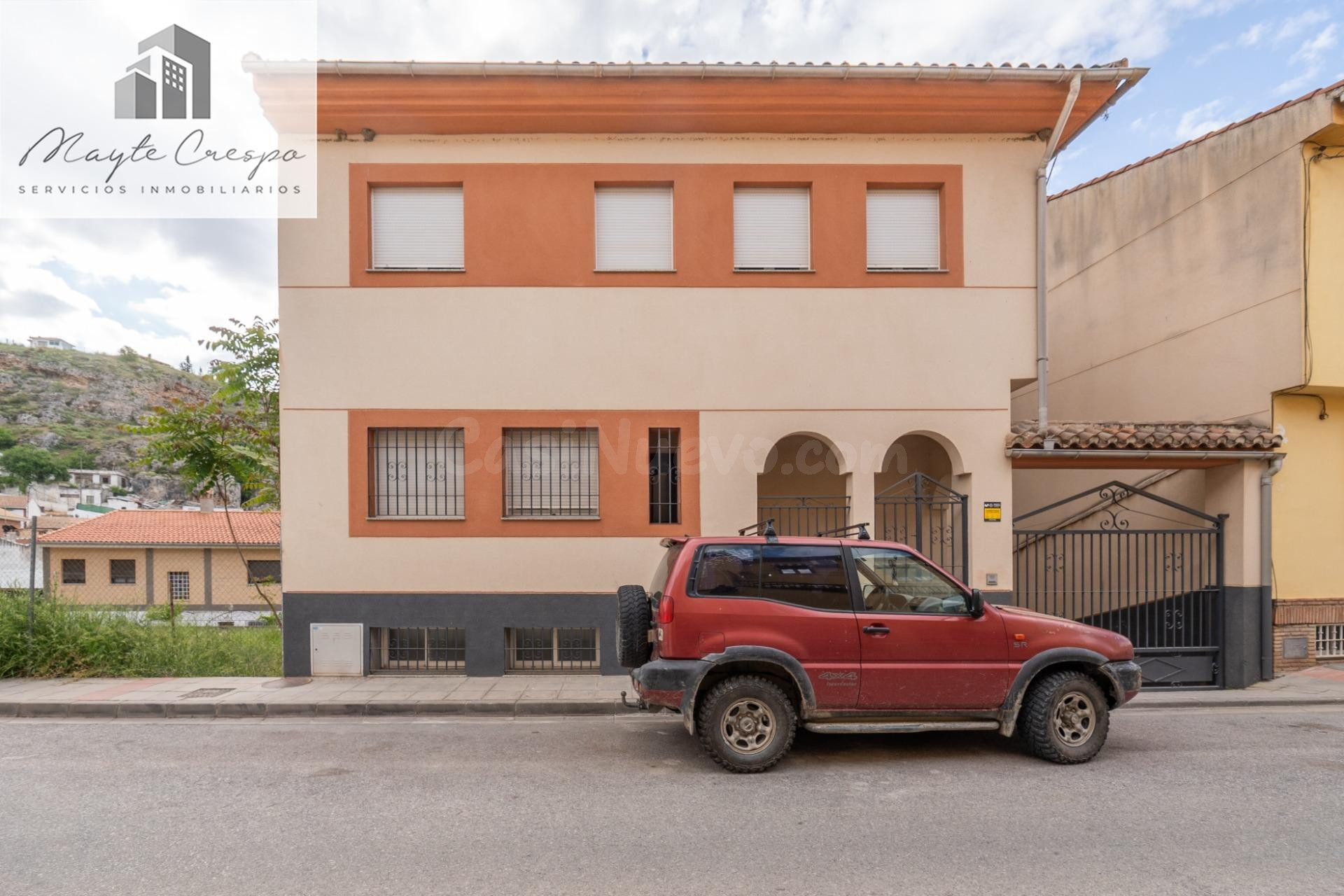 Magnífica Casa en Alfacar con Vistas a la Montaña