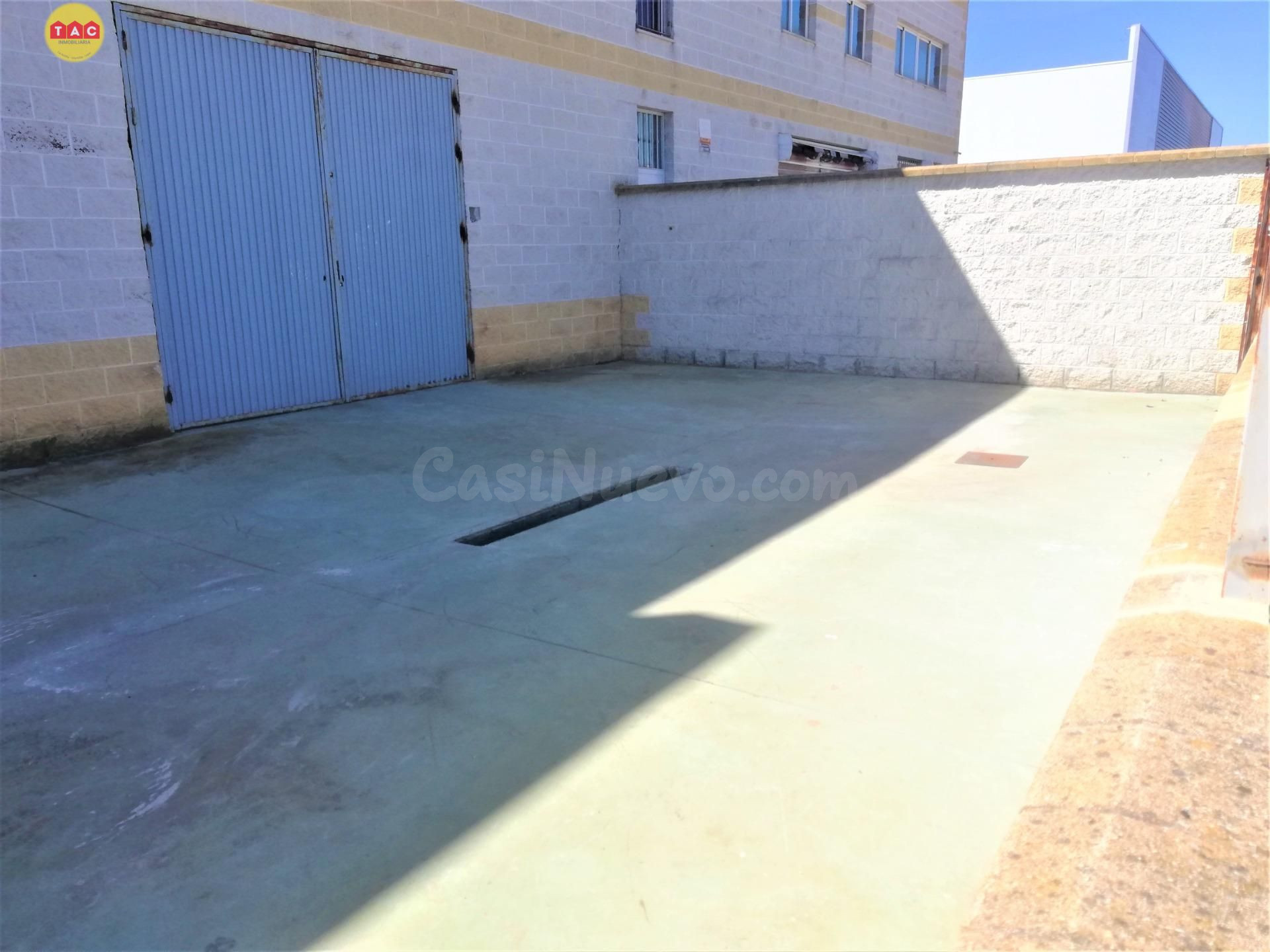 Nave Industrial en Lepe