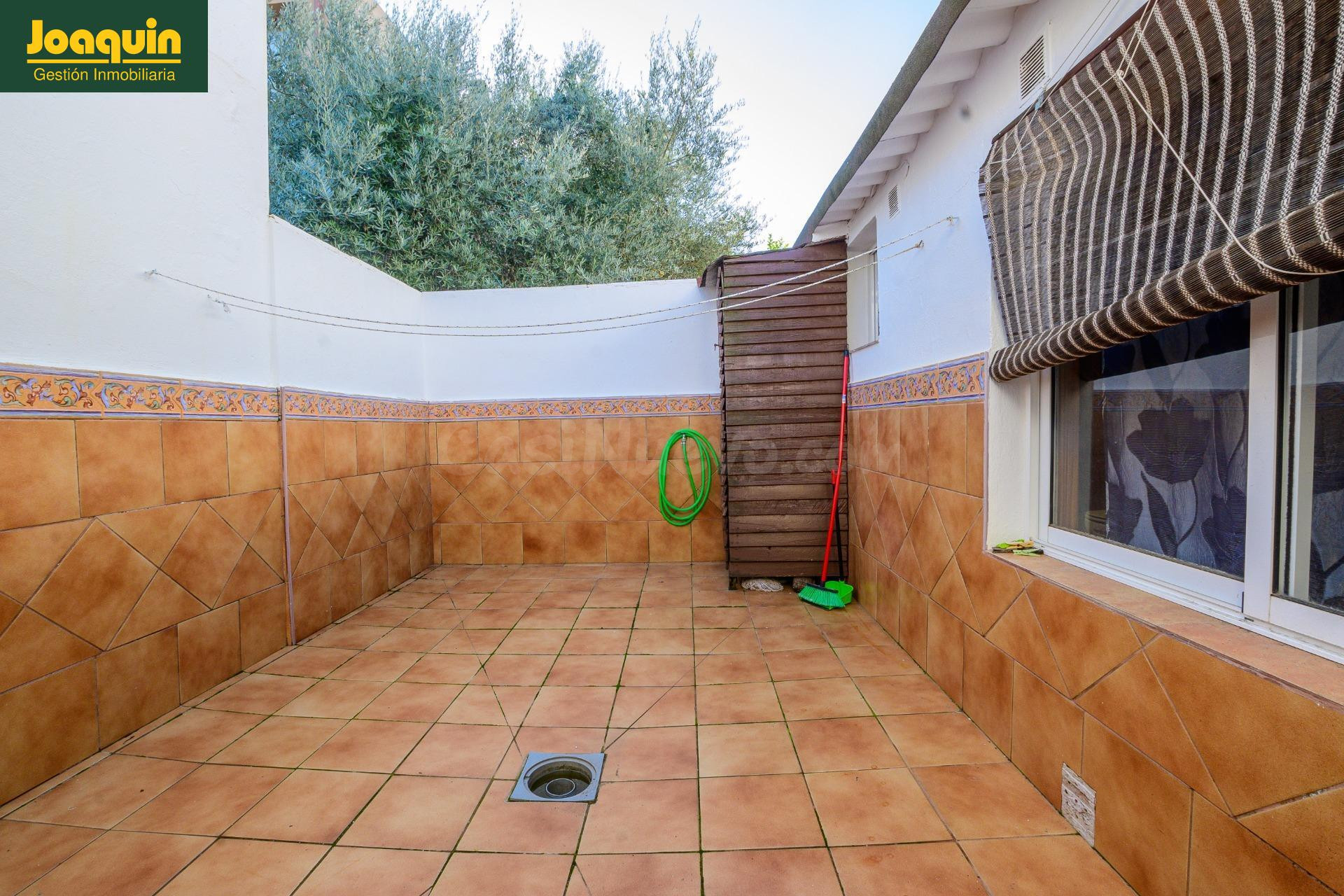 ACOGEDORA CASA EN CERRO MURIANO.