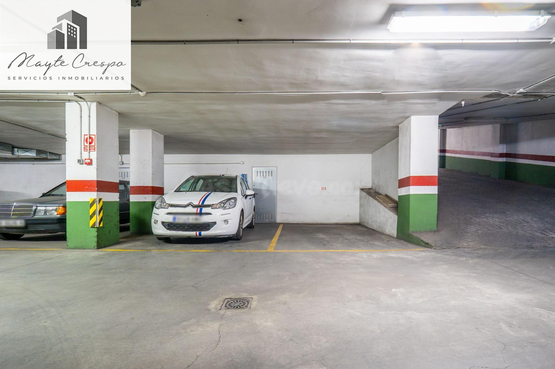 Se vende plaza de garaje en Parque Lagos cerca de Carrefour