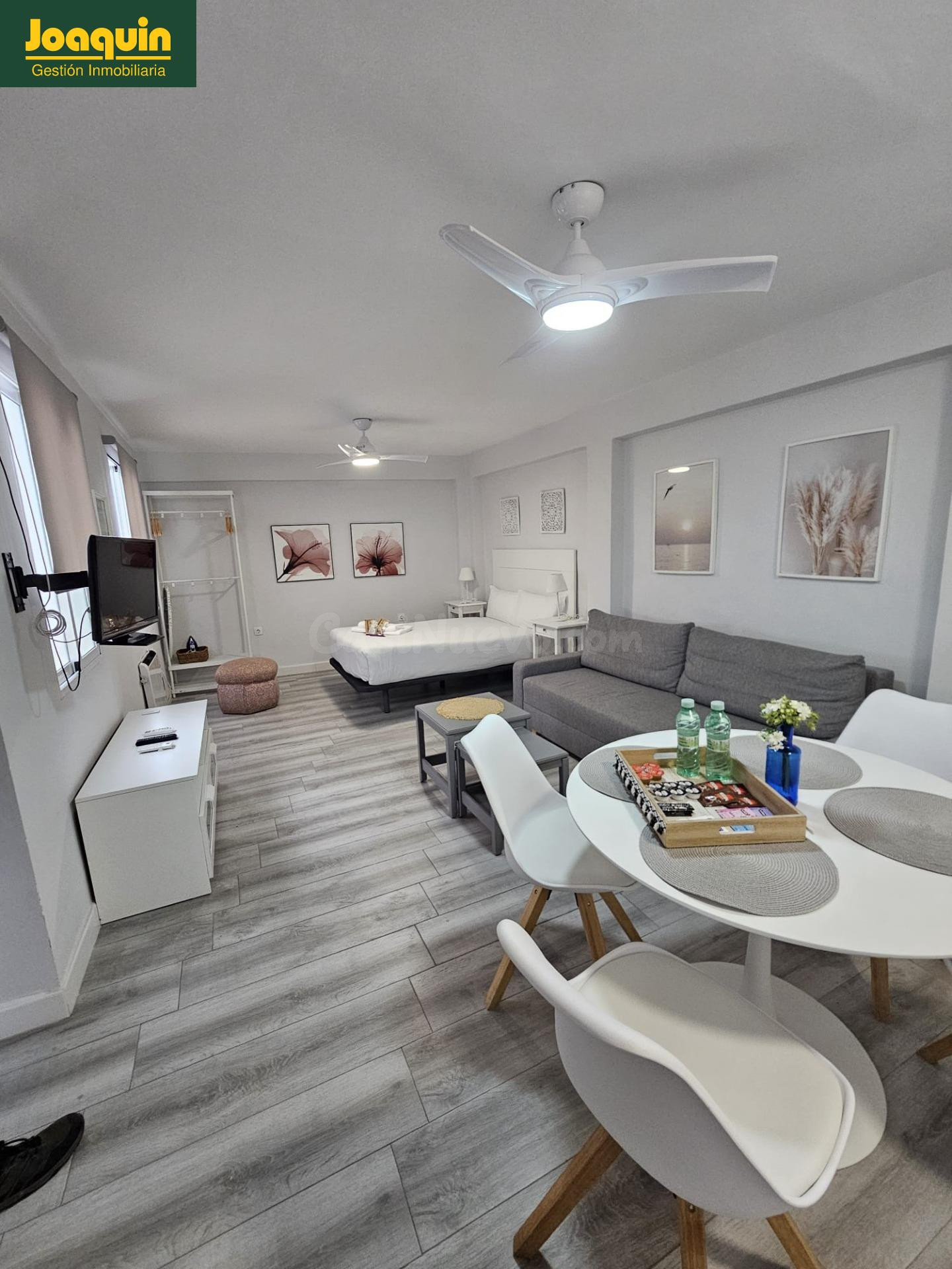 ESTUPENDO LOFT EN LA ZONA DE LA RIBERA.
