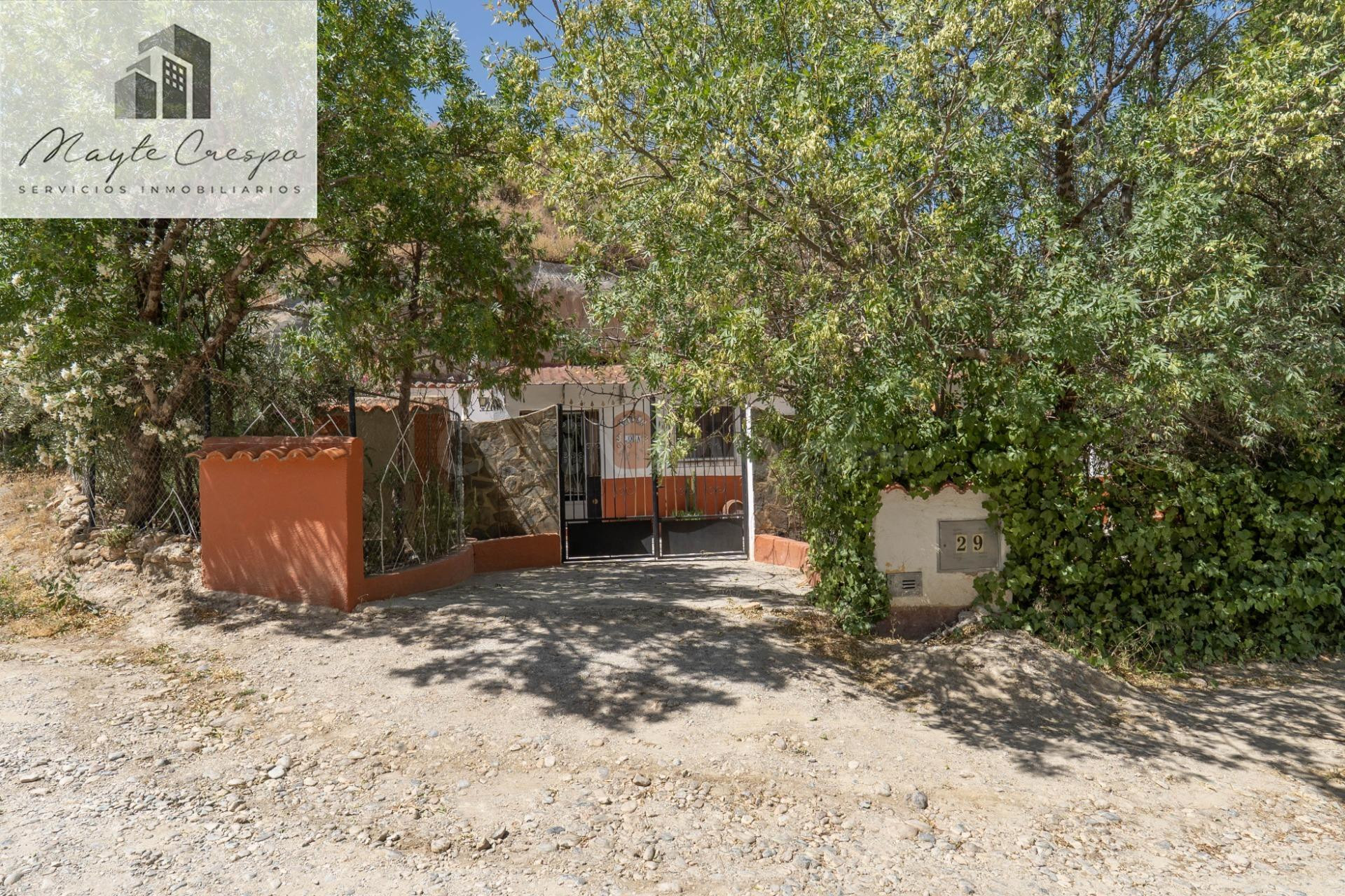 Conjunto de tres casas cueva de 147 m2 en Barrio de San Juan