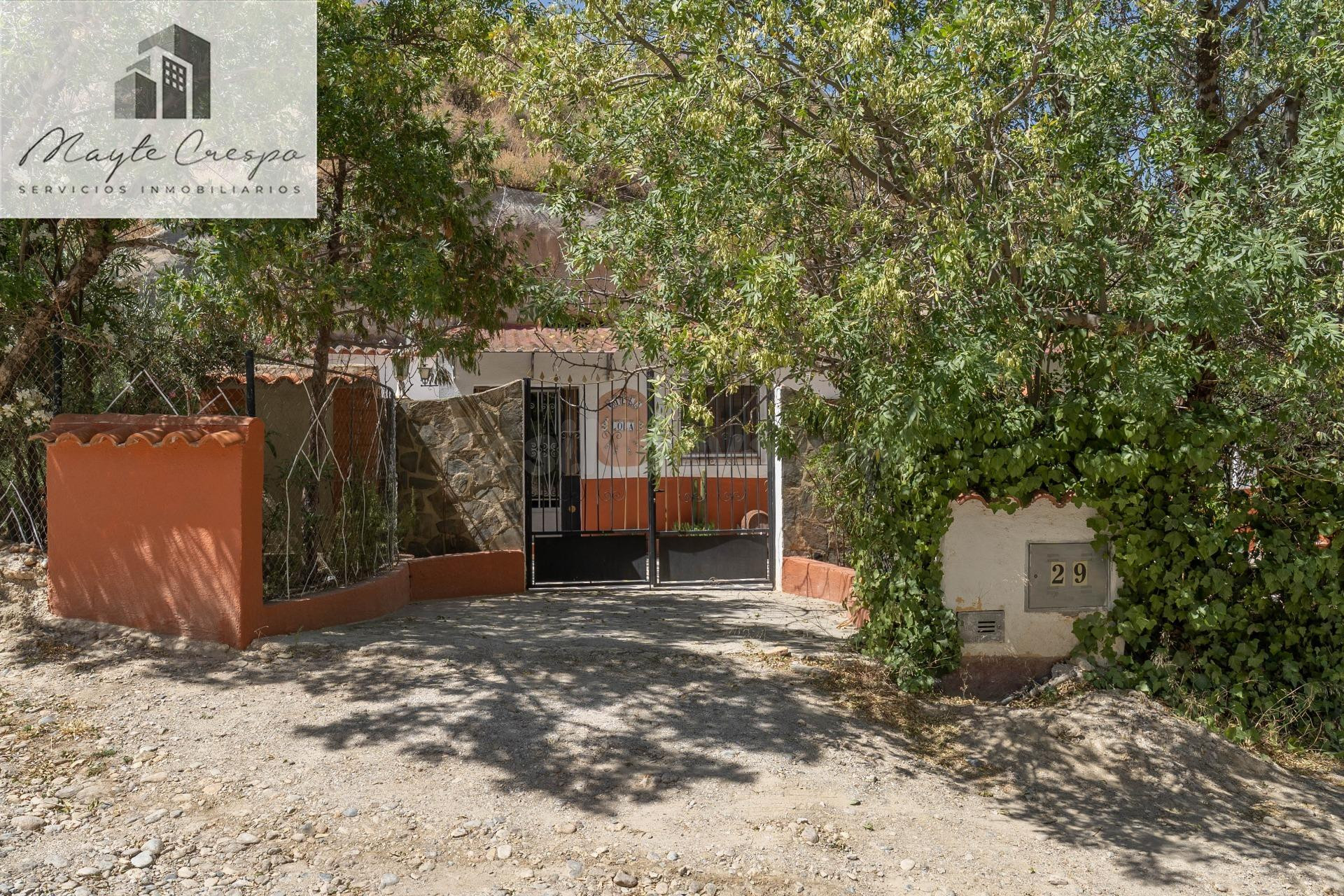 Conjunto de tres casas cueva de 147 m2 en Barrio de San Juan - foto 2