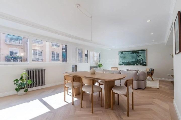 MADRID | CHAMBERÍ – CALLE MARQUÉS DEL VASTO PISO DE 133 M2  La tranquilidad de una urbanización privada