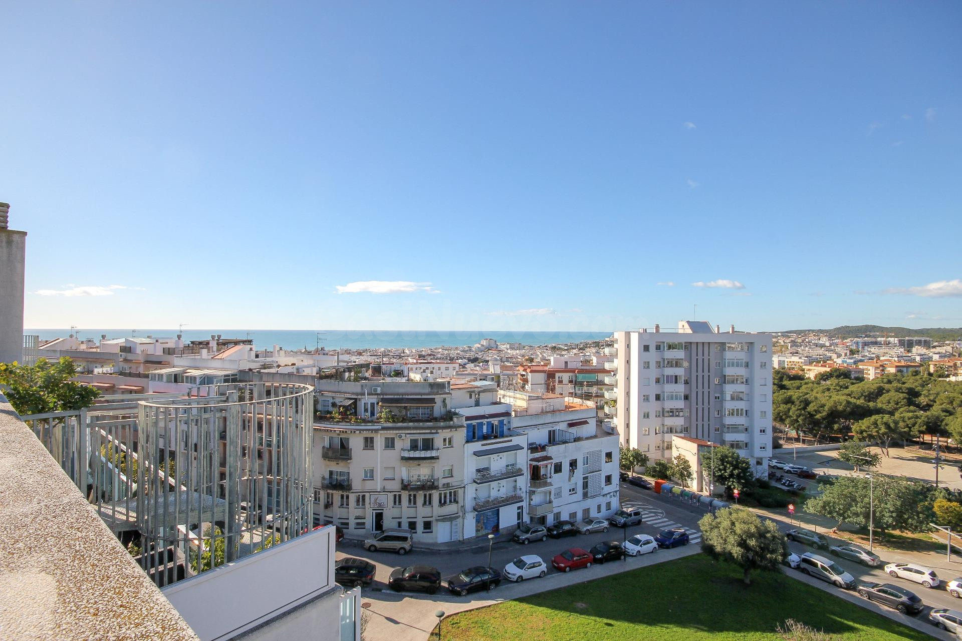 ATICO EN VENTA EN PINS VENS - SITGES