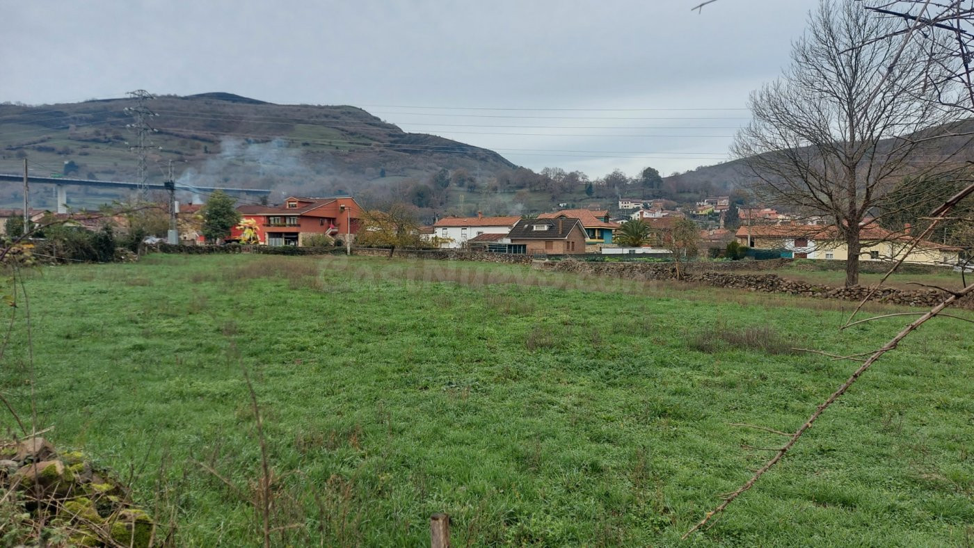 Finca urbana en venta en Arenas de Iguña - foto 4