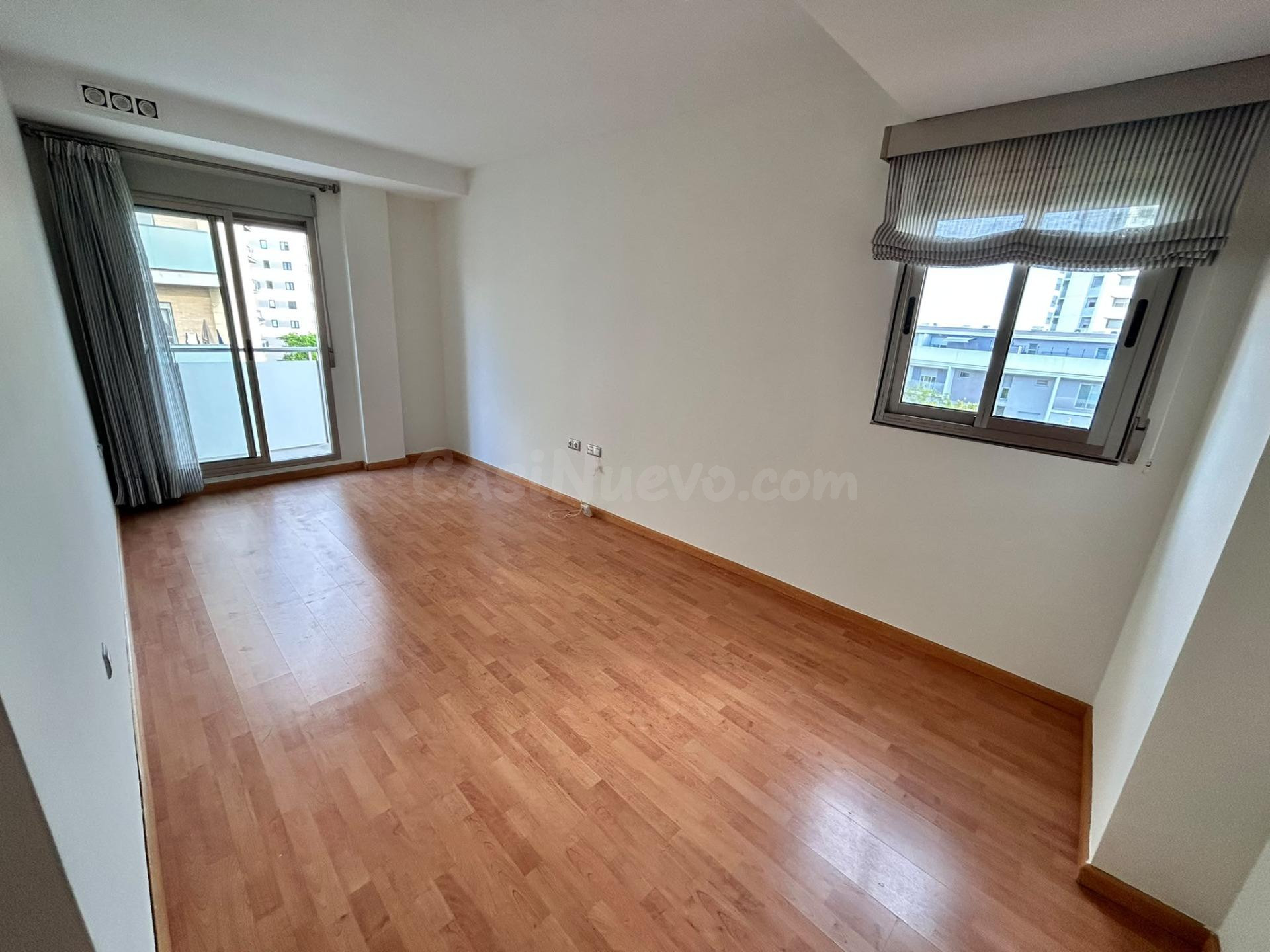 ¡Vivienda Luminosa Parc Central, Torrent! ✨