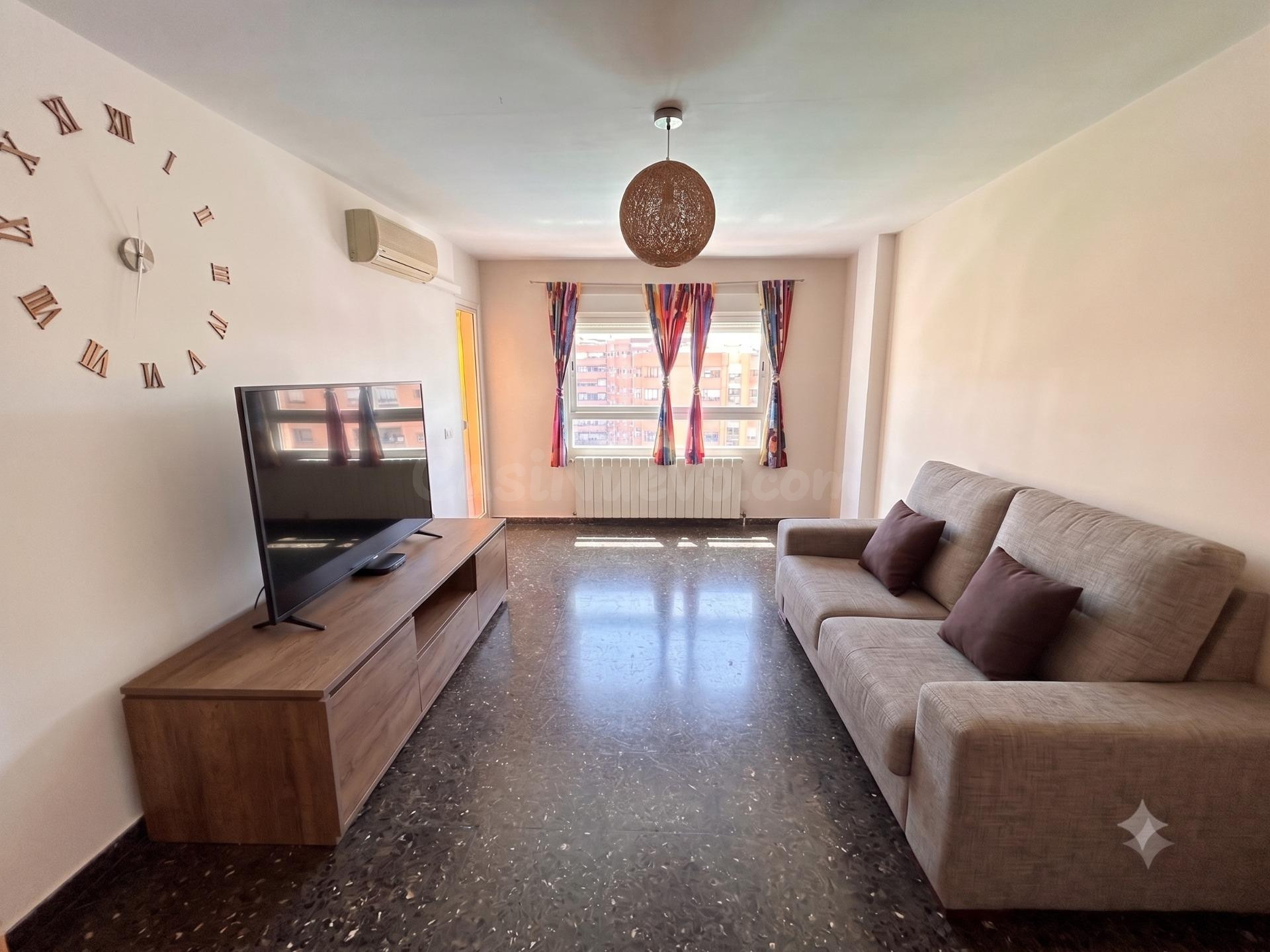 ¡Tu hogar ideal en Valencia! Piso luminoso y reformado