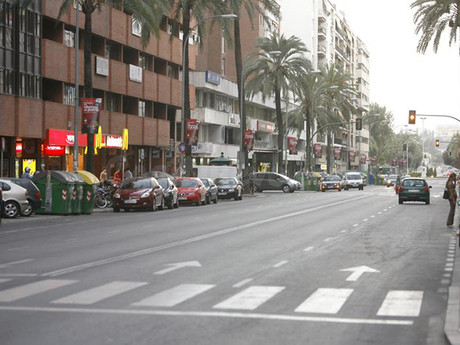 Local comercial 170m² en alquiler - Sevilla