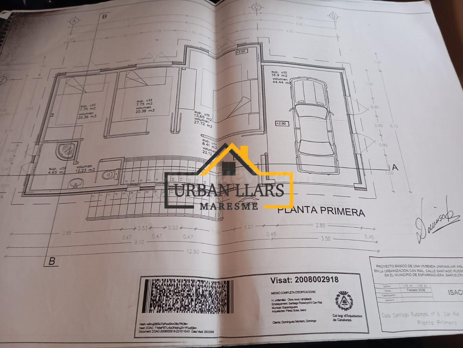 Terreno Urbano en Esparreguera: ¡Una Oportunidad Única! PARA 1 CASA O DOS  UNIFAMILIARES