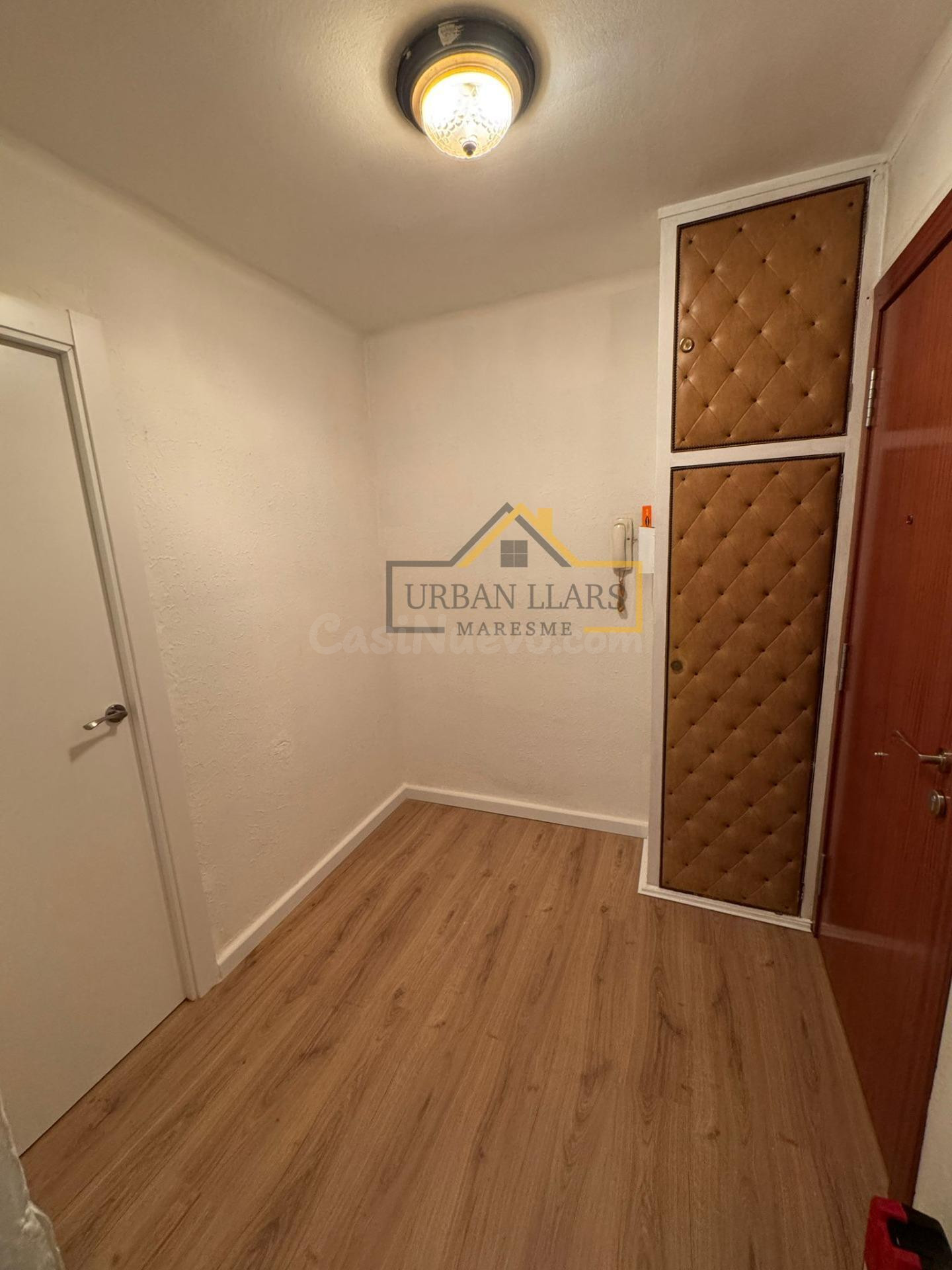 Piso de 4 habitaciones en Peramas. - foto 3