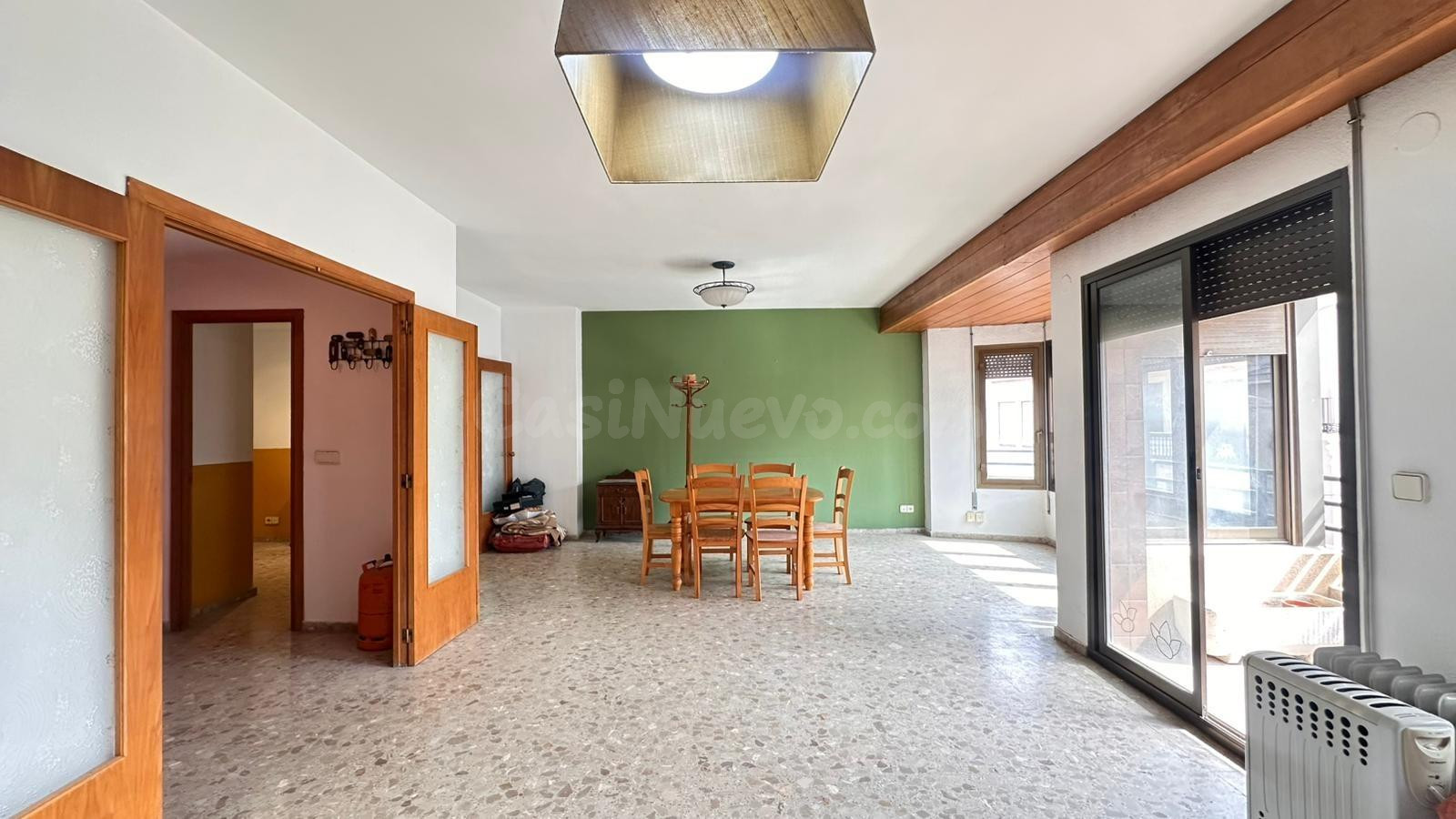 PISO DE 185 M2 UTILES Y CUATRO habitaciones EN CARCAIXENT