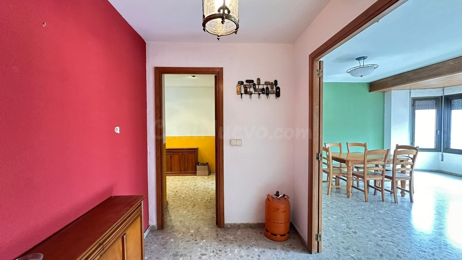 PISO DE 185 M2 UTILES Y CUATRO habitaciones EN CARCAIXENT - foto 3