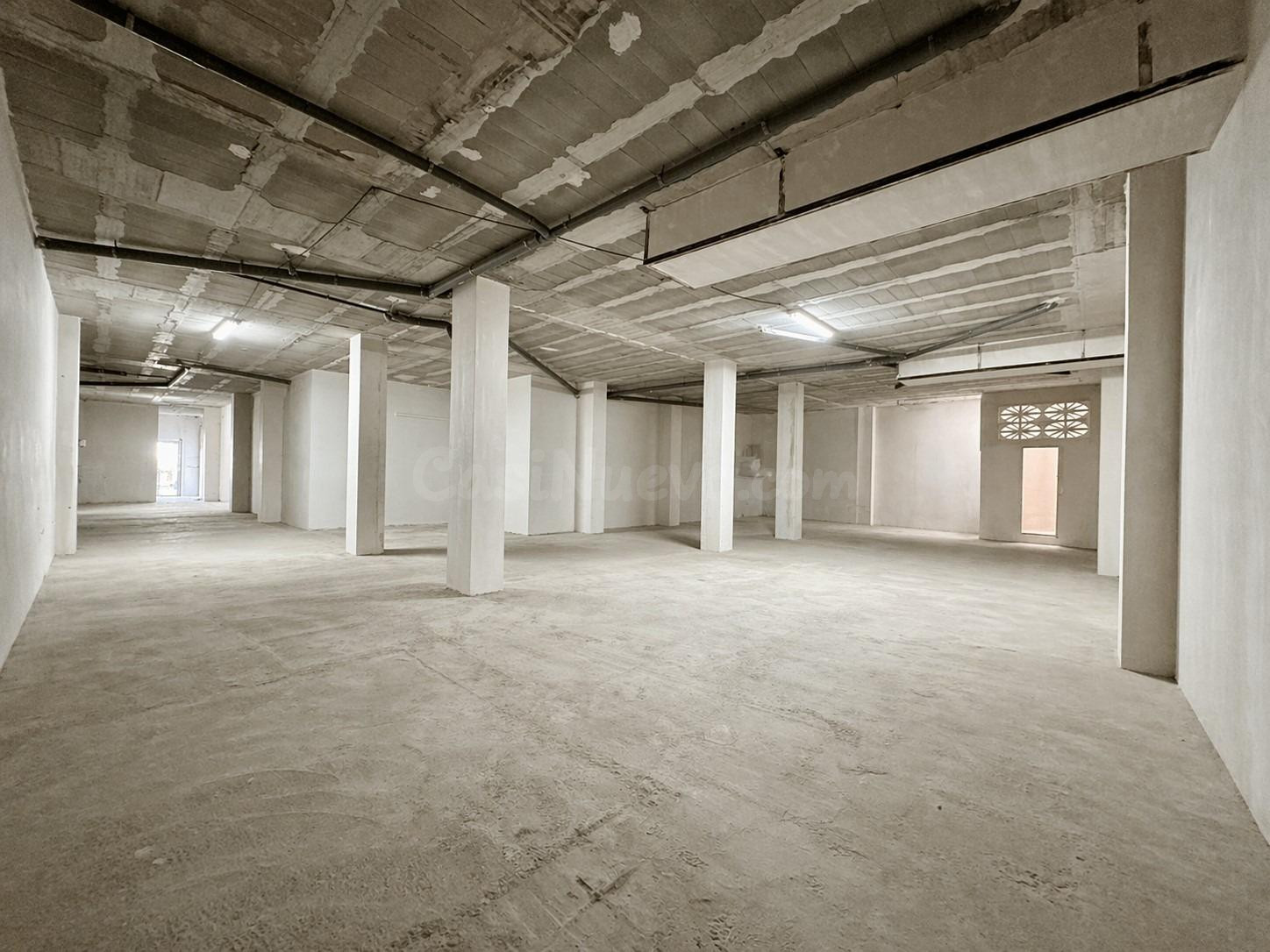 Local comercial en venta en El Malecó – Carlet