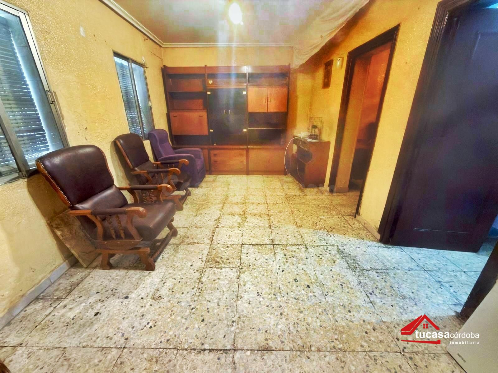 CASA EN VENTA EN SANTA ROSA – GRAN POTENCIAL PARA REFORMAR A TU GUSTO