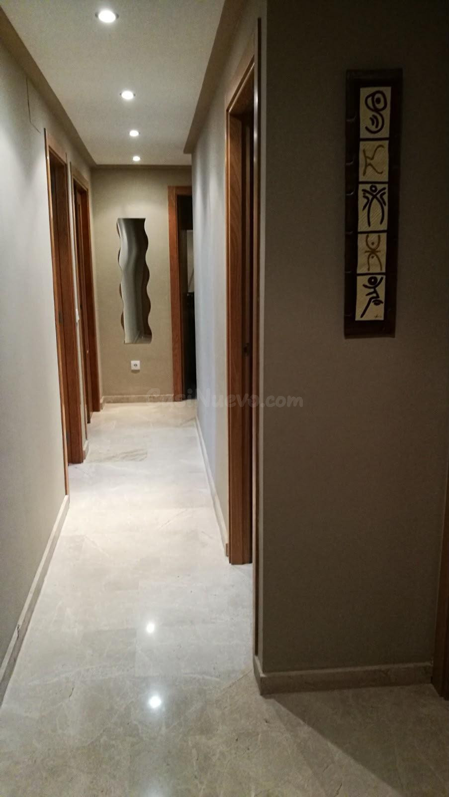 Vive en lo más alto: amplitud, luz y tranquilidad en un piso - foto 5
