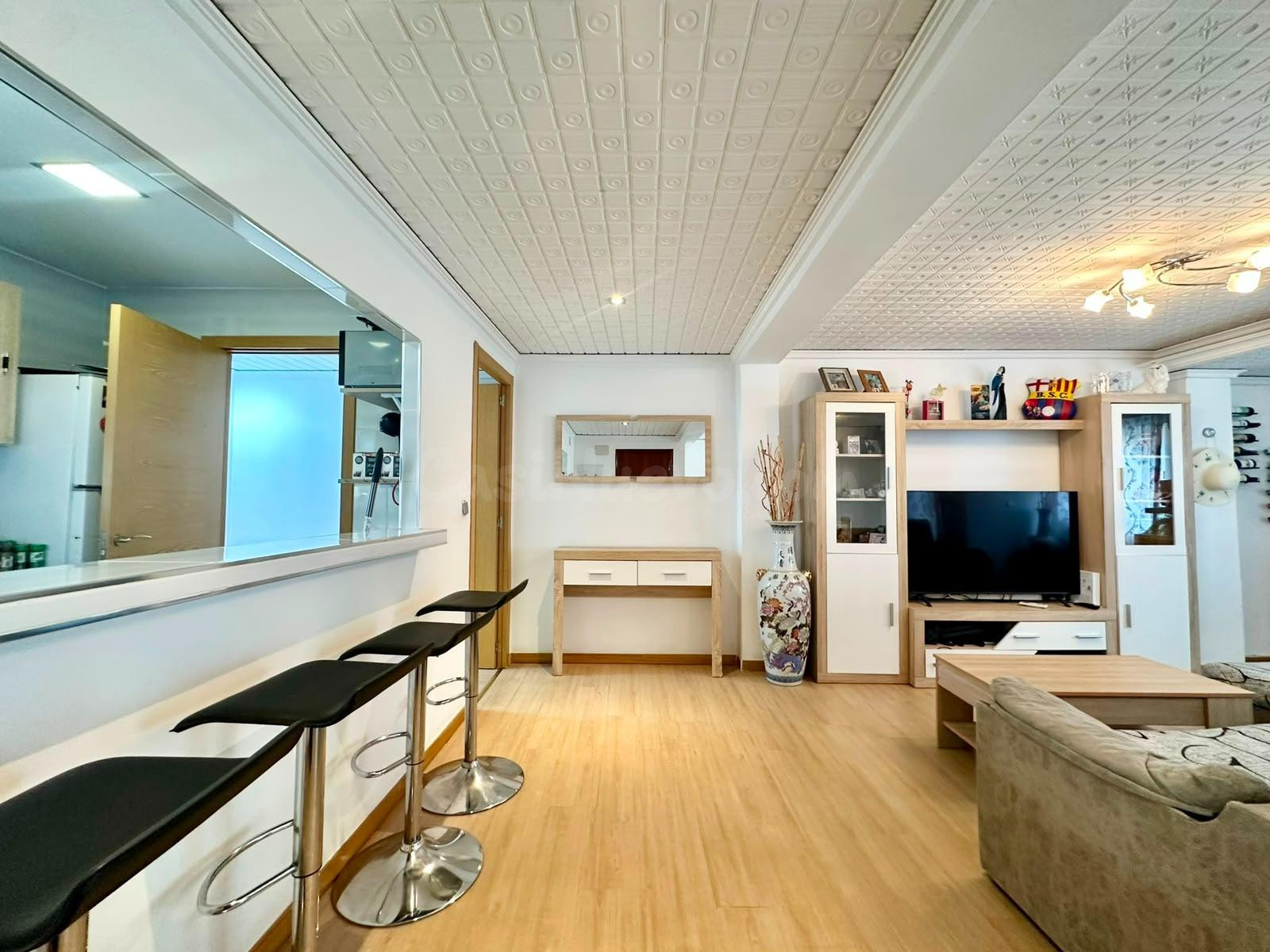 Piso de 3 habitaciones en Carlet | Balcón | Listo para entra - foto 2
