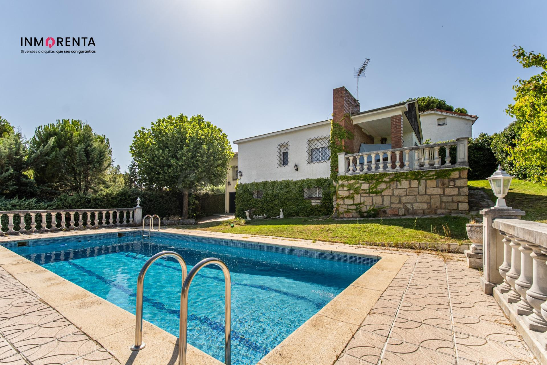 INMORENTA VENDE EN EXCLUSIVA CHALET EN VILLA DEL PRADO