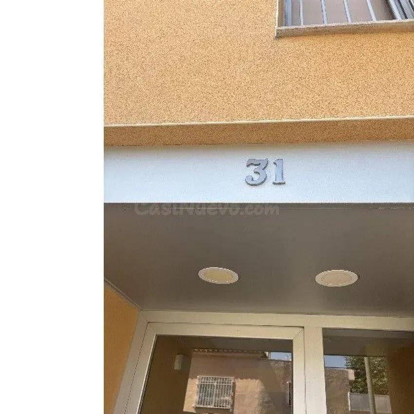 Se vende piso OKUPADO en Calle Carles Cardo 31 de Valls (Tar - foto 3