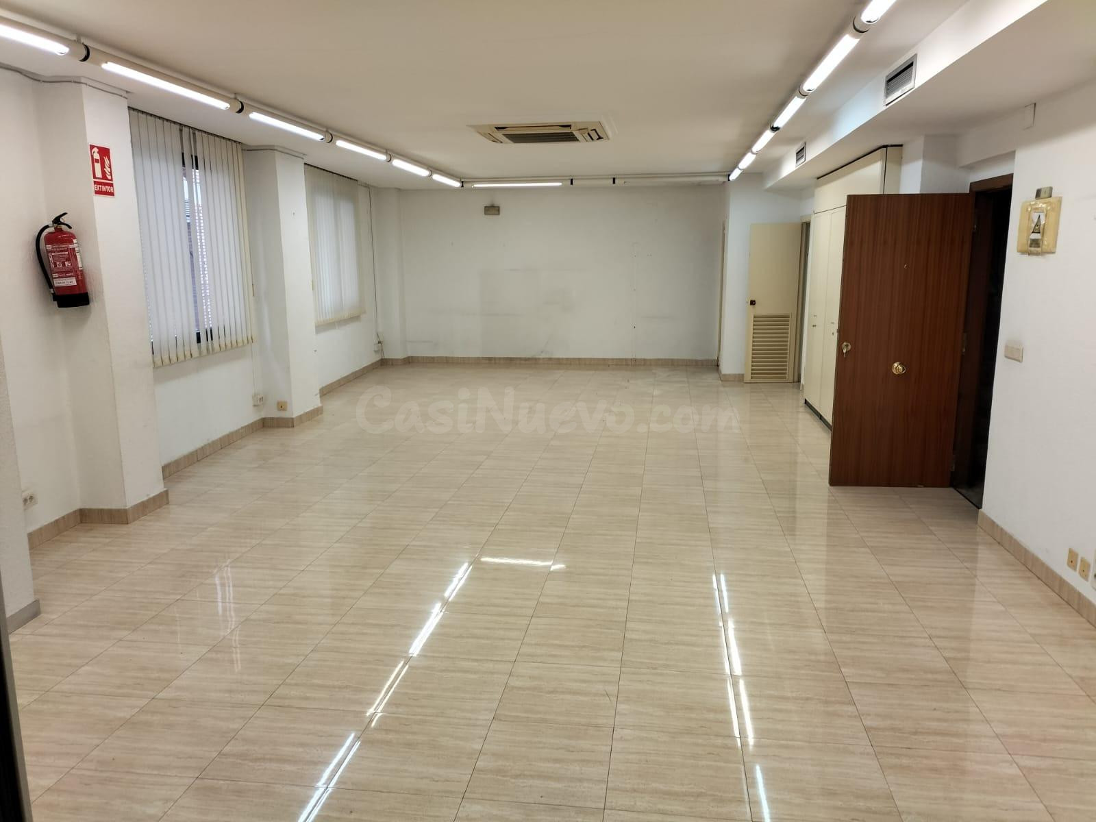 Oficinas en entresuelo centro - foto 3