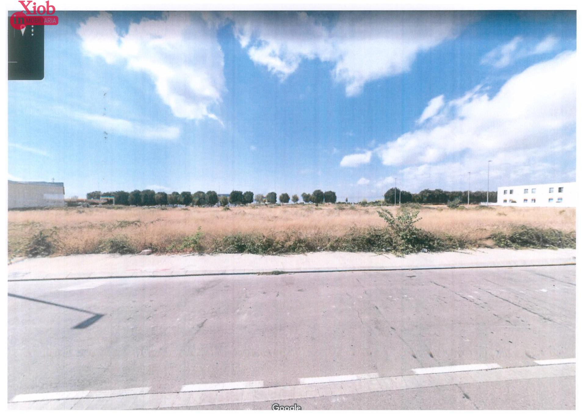 EN VENTA PARCELA SUELO TERCIARIO ZONA  AVDA. HNOS BOU