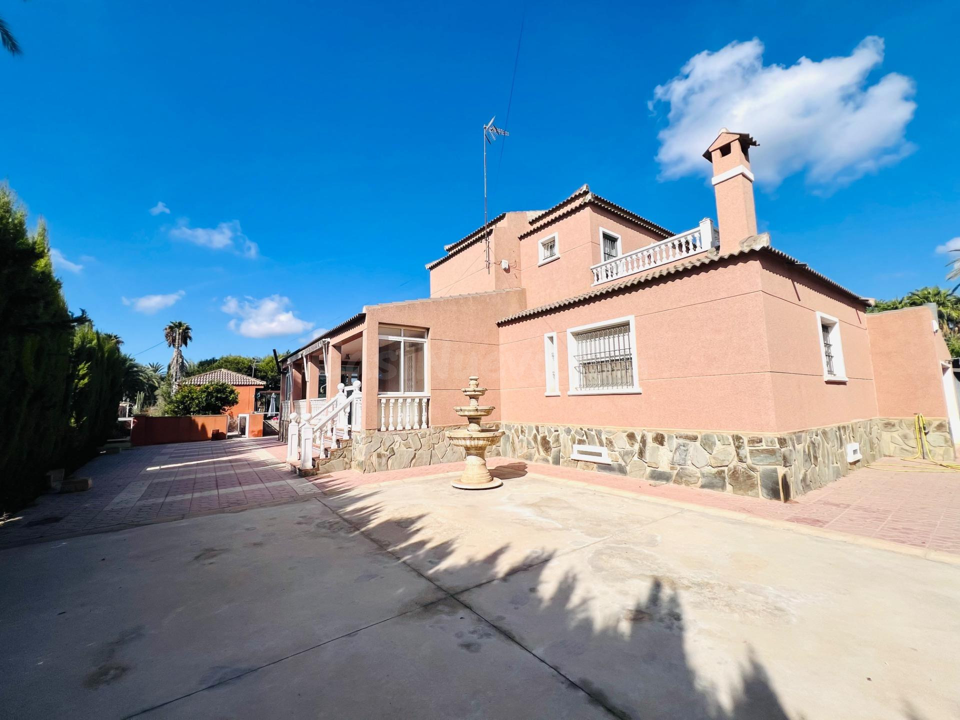 Chalet con piscina en Elche, zona la Hoya. - foto 5