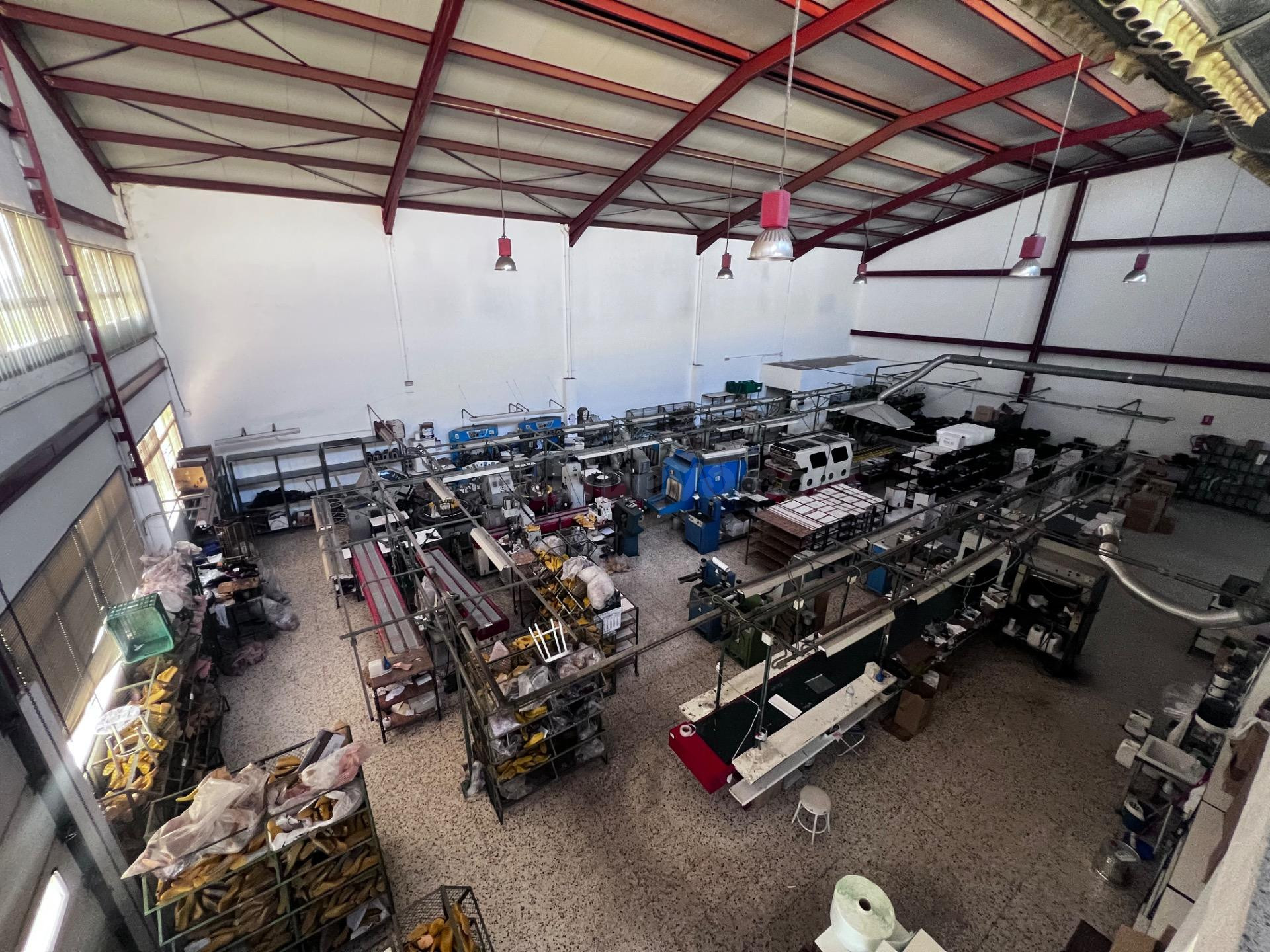 Nave industrial en Elche, zona parque empresarial de Torrellano.