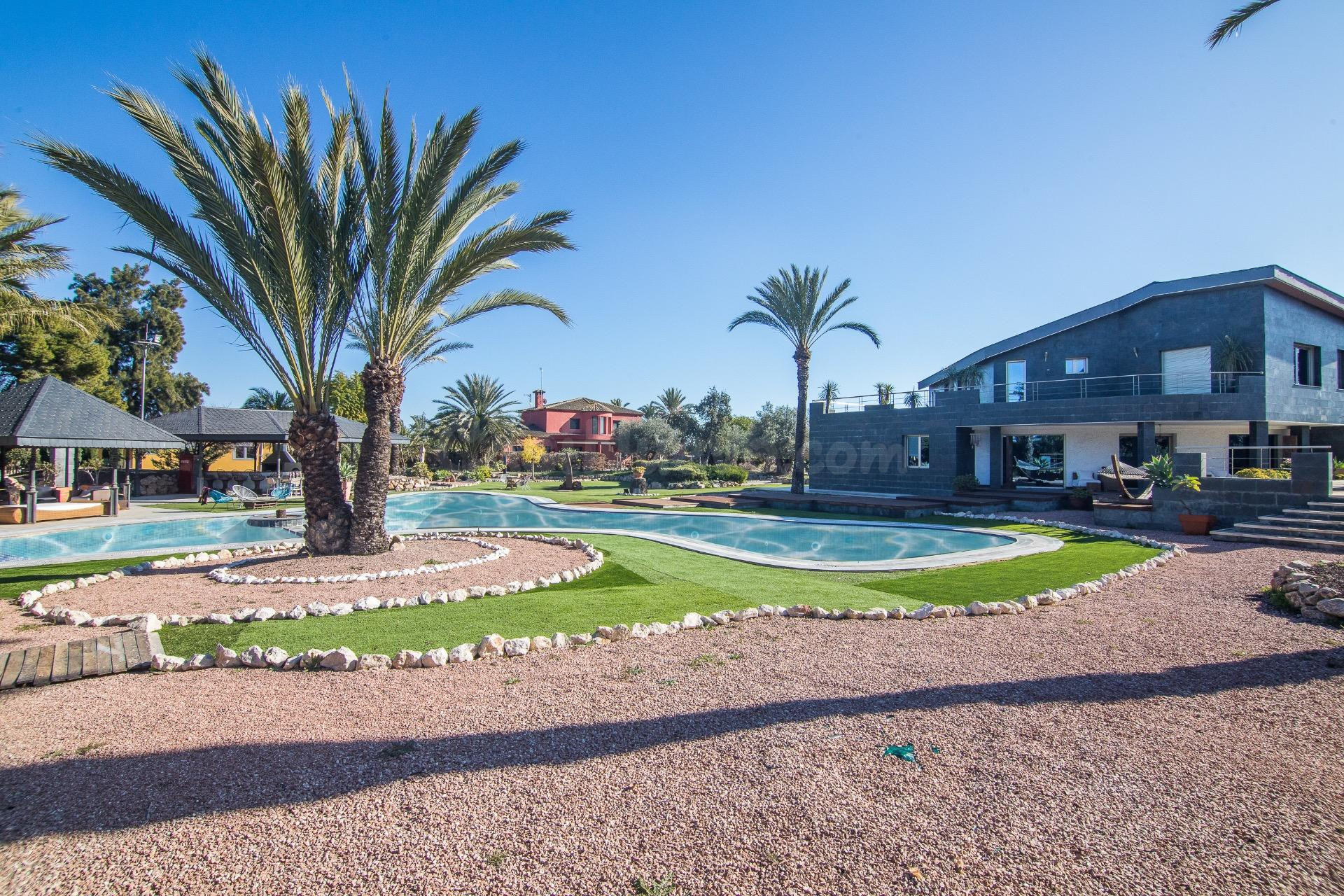Exclusiva villa en Elche, zona las Bayas-Valverde.