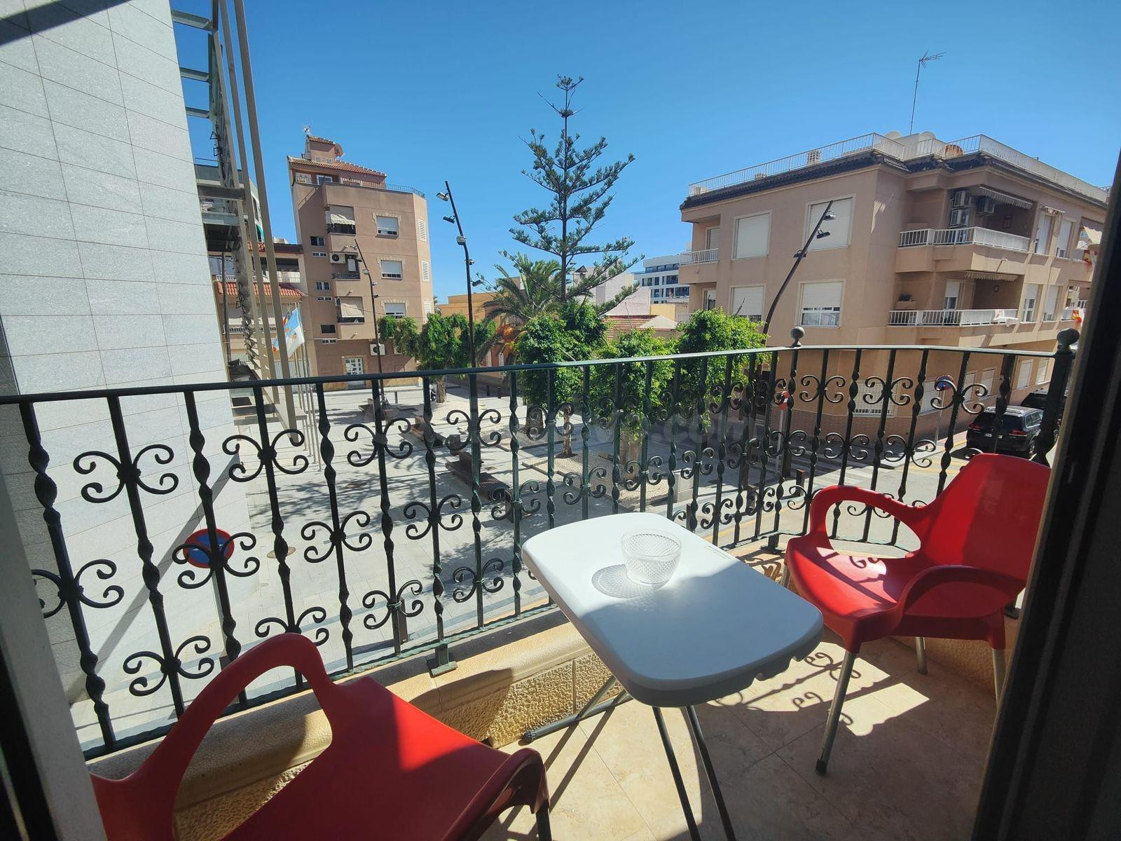 Apartamento en La Mata, Torrevieja - ¡A solo 50 metros del Mar!