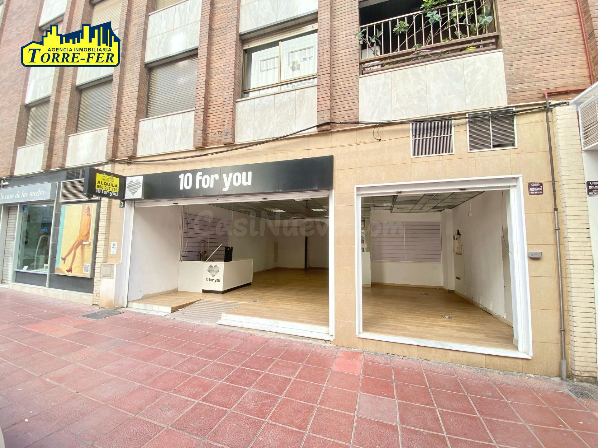 LOCAL COMERCIAL EN CALLE MAESTRO PADILLA
