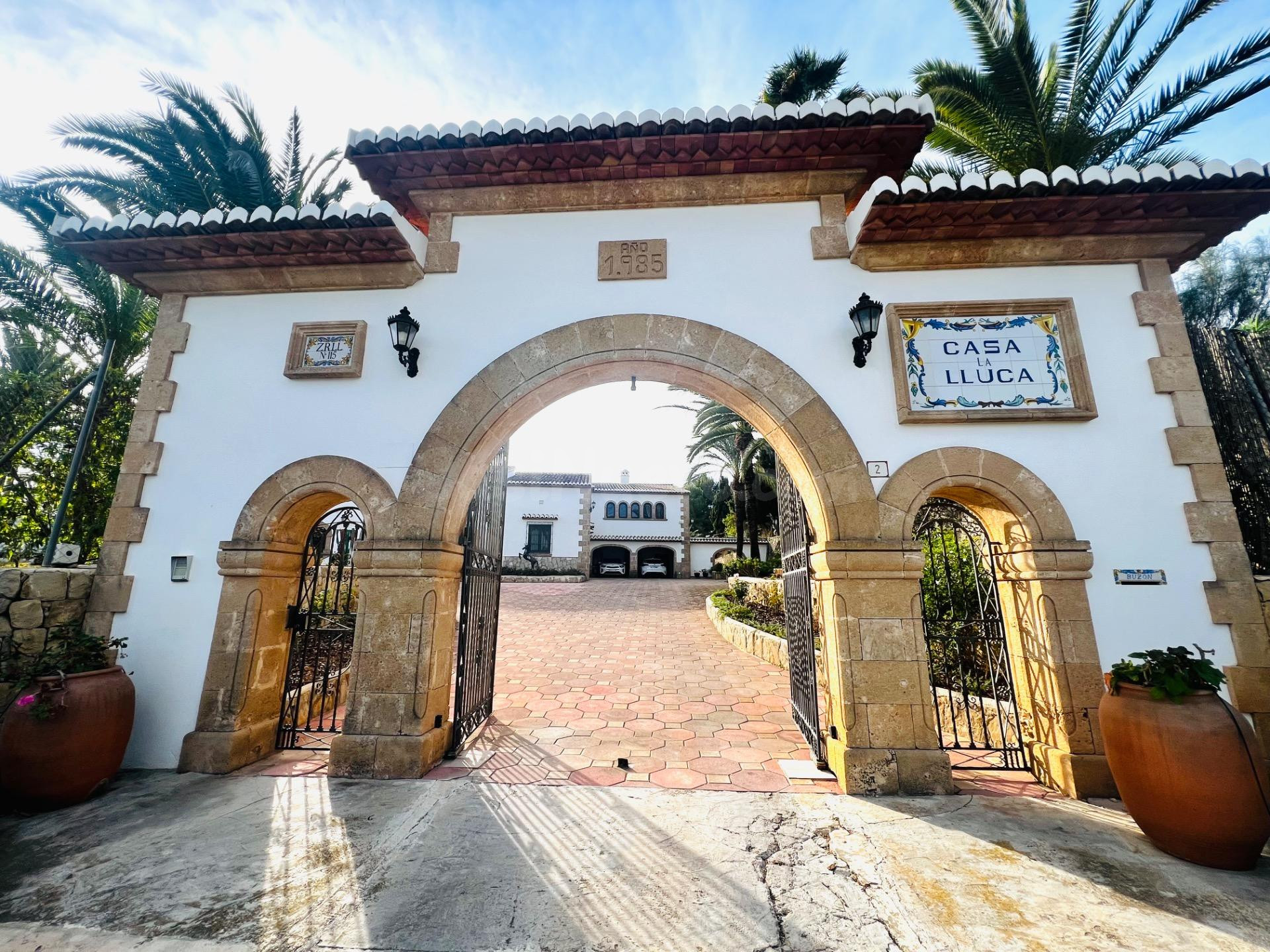 Finca mediterránea de lujo en venta en Jávea