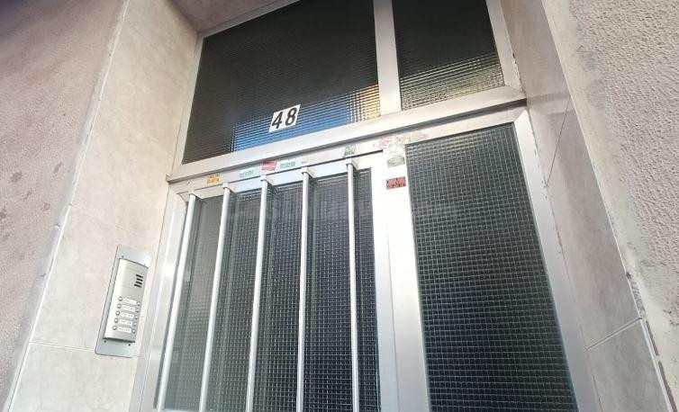 Se vende piso CESIÓN DE REMATE en C/ CINC en Tarragona (T - foto 2