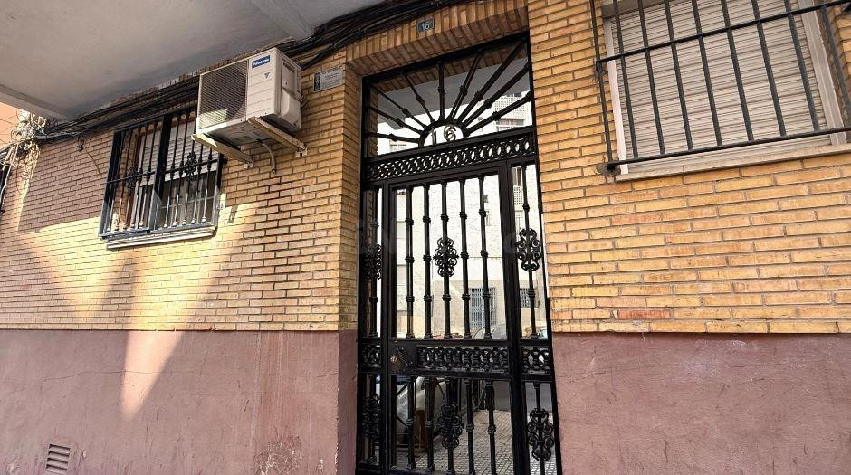 Se vende piso CESIÓN DE REMATE en C/ AVENIDA LEGION ESPAÑOLA  16 de Huelva (Huelva)