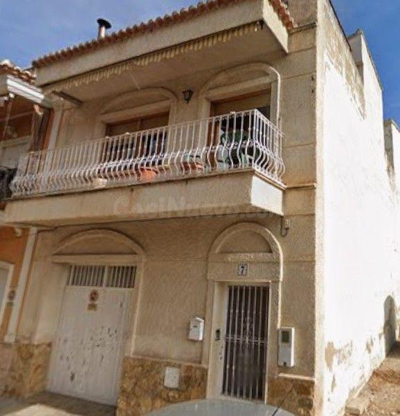 Se vende piso CESIÓN DE REMATE en C/  AUSIAS MARCH  en Benirredrà (Valencia)